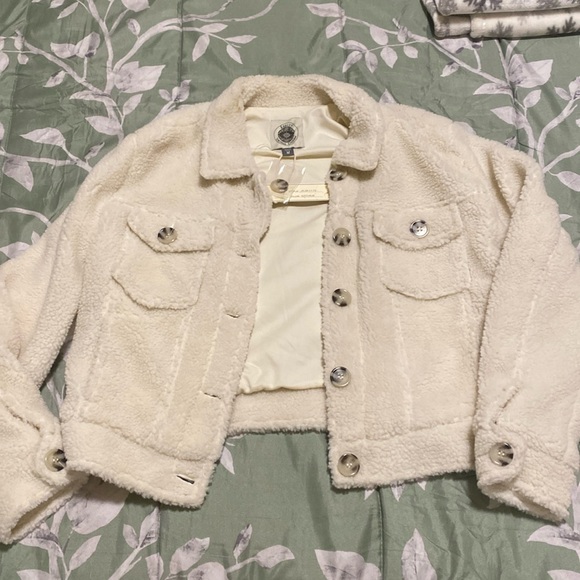 Sherpa button down jacket - Picture 1 of 4